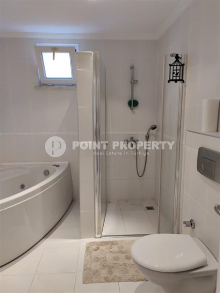 Видовая квартира  2+1, в малоэтажной комфортабельной резиденции, центр Аланьи, в 500 метрах от моря-id-2800-фото-16