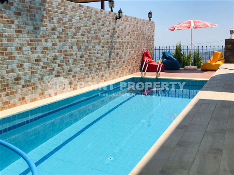 Просторная 3+1 вилла 200 м2, с участком земли 400 м2, в центре Аланьи, район Бекташ-id-2801-фото-20