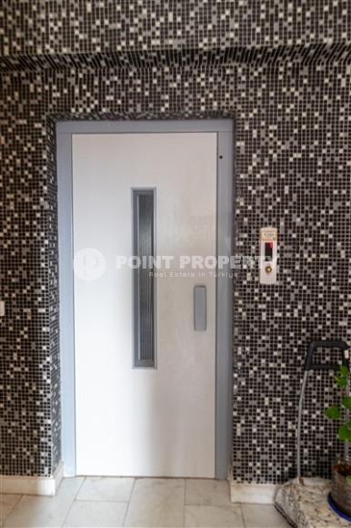 Comfortable 2+1 apartment, Alanya, in a high-rise building 350 meters from the beaches of Mahmutlar-id-2806-photo-17