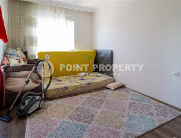 Classic three-room apartment, Mahmutlar, Alanya, with mountain views and 100 meters from the center of the area-id-2807-photo-4