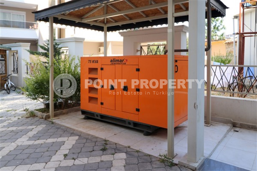 Classic three-room apartment, Mahmutlar, Alanya, with mountain views and 100 meters from the center of the area-id-2807-photo-9