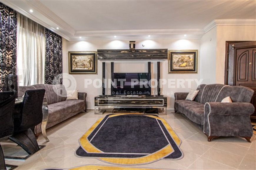 Изысканный четырёхкомнатный дуплекс, в районе Аланьи, Бекташ, площадью 240 м2 и 2011 года постройки-id-2813-фото-7