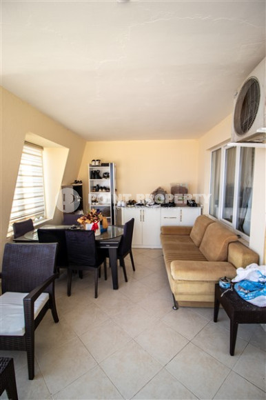 Изысканный четырёхкомнатный дуплекс, в районе Аланьи, Бекташ, площадью 240 м2 и 2011 года постройки-id-2813-фото-17