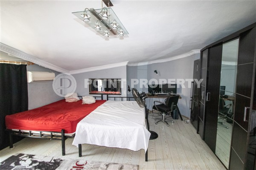 Изысканный четырёхкомнатный дуплекс, в районе Аланьи, Бекташ, площадью 240 м2 и 2011 года постройки-id-2813-фото-20