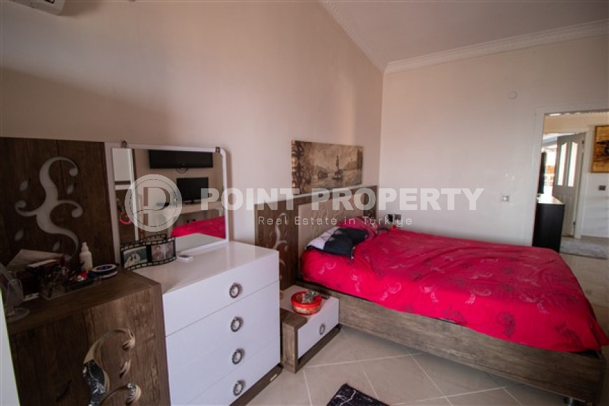 Изысканный четырёхкомнатный дуплекс, в районе Аланьи, Бекташ, площадью 240 м2 и 2011 года постройки-id-2813-фото-24