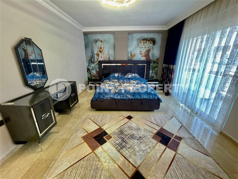 Двухэтажные апартаменты (дуплекс) с мебелью и дизайнерским ремонтом в 300 метрах от моря-id-2814-фото-7