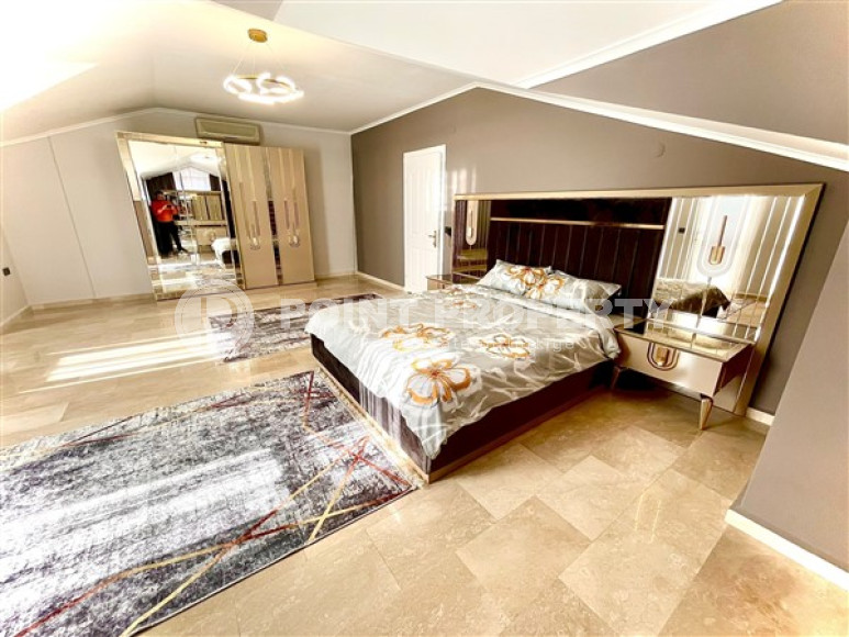 Двухэтажные апартаменты (дуплекс) с мебелью и дизайнерским ремонтом в 300 метрах от моря-id-2814-фото-15