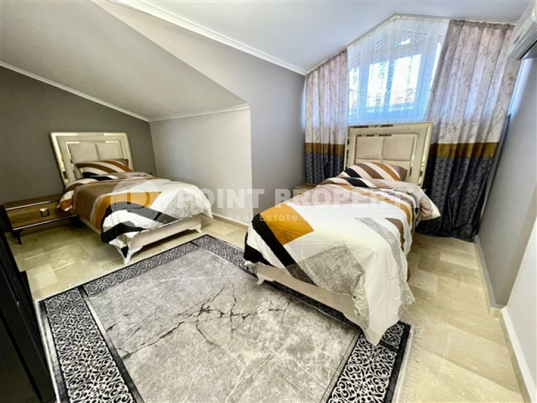 Двухэтажные апартаменты (дуплекс) с мебелью и дизайнерским ремонтом в 300 метрах от моря-id-2814-фото-16