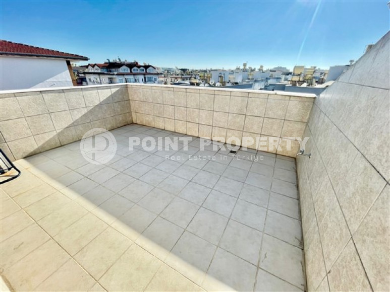 Двухэтажные апартаменты (дуплекс) с мебелью и дизайнерским ремонтом в 300 метрах от моря-id-2814-фото-22