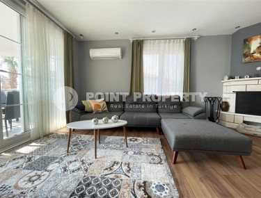 Современная трехэтажная вилла 3+1 с личным бассейном и гаражом, 210 м², в районе Оба, Аланья-id-2815-фото-2