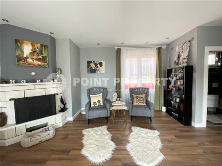 Современная трехэтажная вилла 3+1 с личным бассейном и гаражом, 210 м², в районе Оба, Аланья-id-2815-фото-4