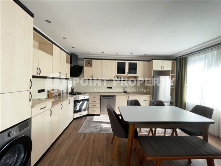 Современная трехэтажная вилла 3+1 с личным бассейном и гаражом, 210 м², в районе Оба, Аланья-id-2815-фото-6