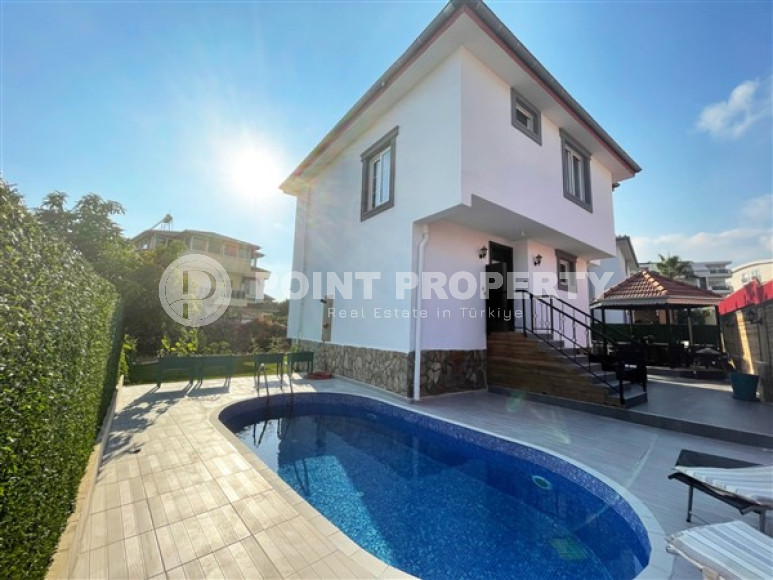 Современная трехэтажная вилла 3+1 с личным бассейном и гаражом, 210 м², в районе Оба, Аланья-id-2815-фото-30