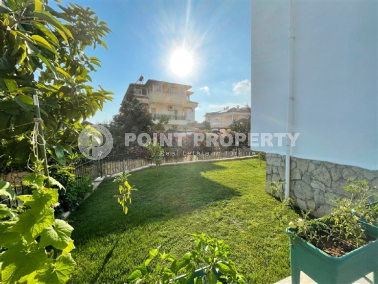 Современная трехэтажная вилла 3+1 с личным бассейном и гаражом, 210 м², в районе Оба, Аланья-id-2815-фото-32