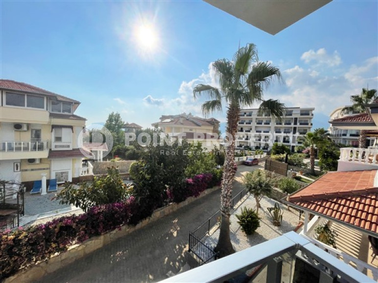 Современная трехэтажная вилла 3+1 с личным бассейном и гаражом, 210 м², в районе Оба, Аланья-id-2815-фото-35