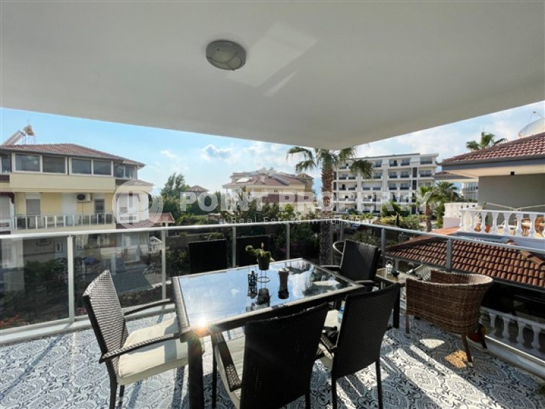 Современная трехэтажная вилла 3+1 с личным бассейном и гаражом, 210 м², в районе Оба, Аланья-id-2815-фото-37