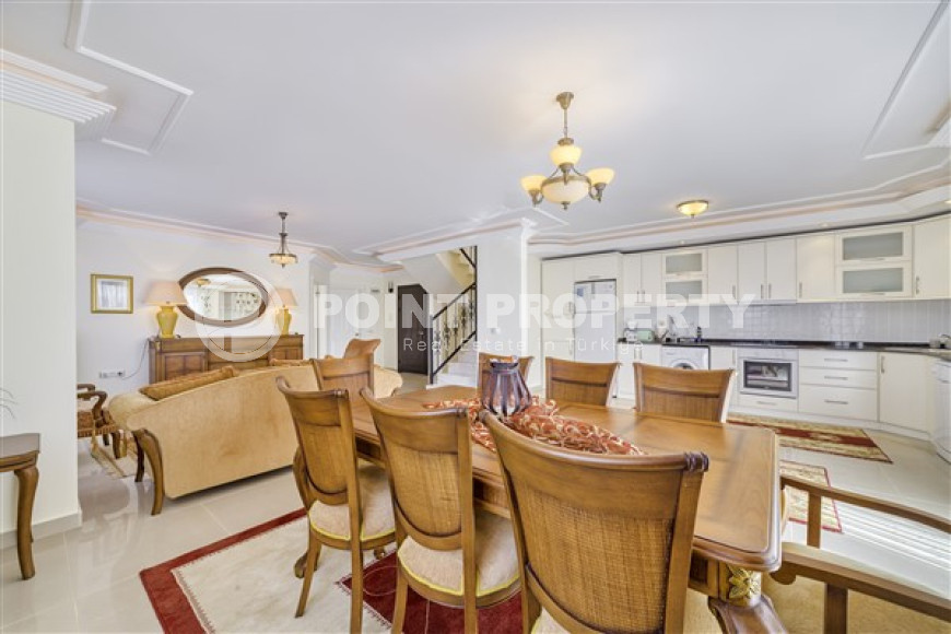 Просторная квартира 3+1 с собственной террасой в прогрессивно развивающимся районе Оба в 900 метрах от Средиземного моря-id-2816-фото-3