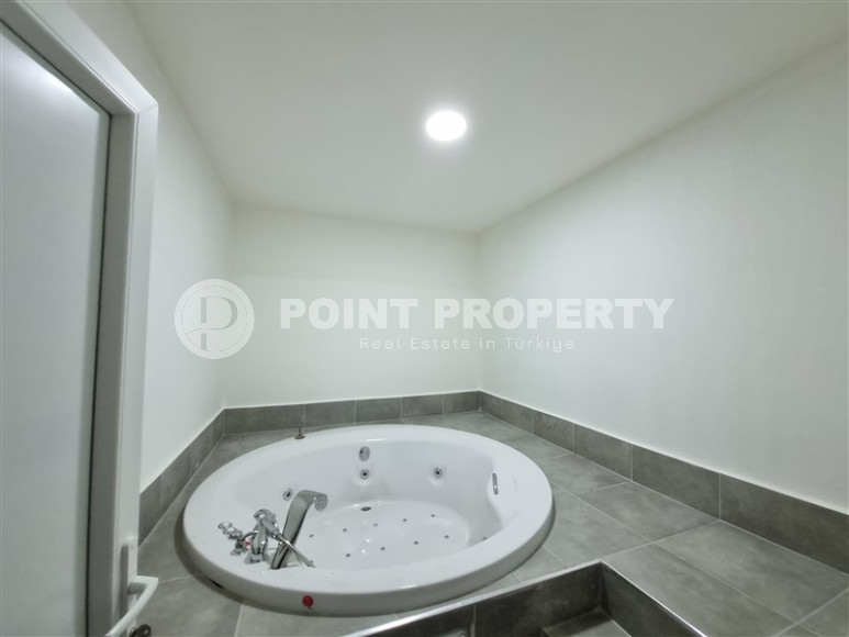 Stylish, two-room apartment with 1+1 layout, 75m2 in Alanya, in the popular Mahmutlar area.-id-1250-photo-22