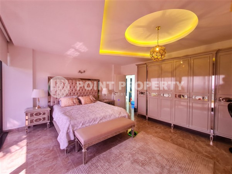 Элитная вилла 8+1 с роскошным дизайнерским интерьером, Каргыджак, Аланья, с участком земли 1400 м2-id-2821-фото-12