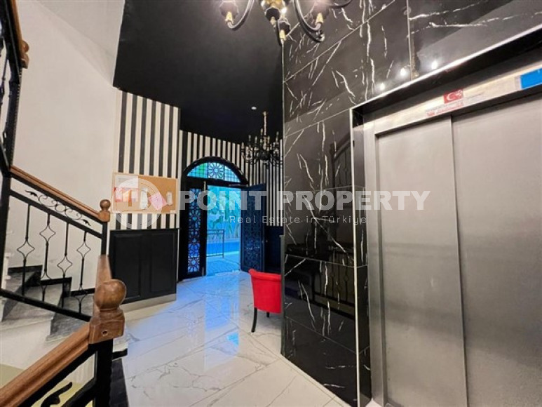 Respectable 2+1, in Mahmutlar, on the 4th floor of a house built in 2016, furnished, 250 meters from the sea-id-2823-photo-9