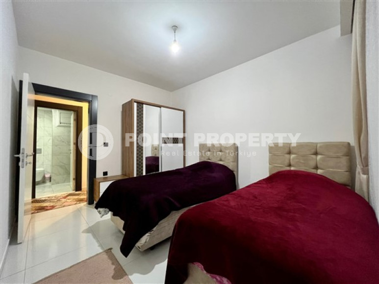 Respectable 2+1, in Mahmutlar, on the 4th floor of a house built in 2016, furnished, 250 meters from the sea-id-2823-photo-17