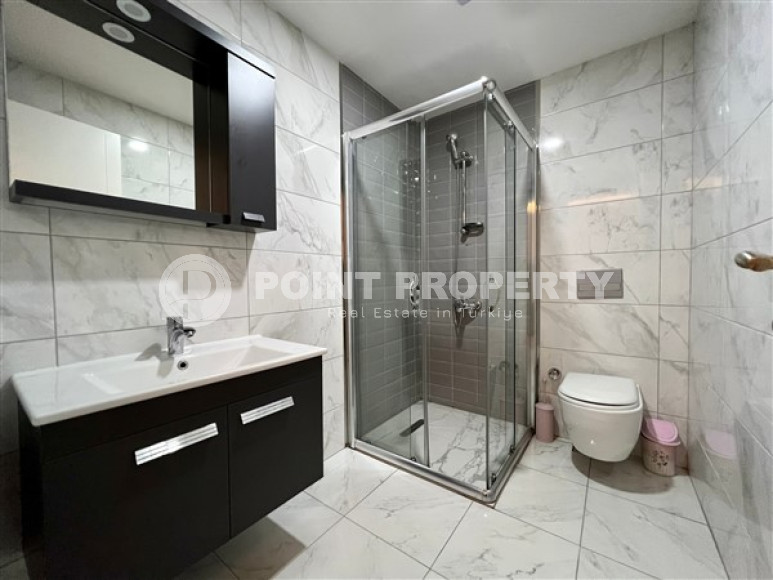 Respectable 2+1, in Mahmutlar, on the 4th floor of a house built in 2016, furnished, 250 meters from the sea-id-2823-photo-23