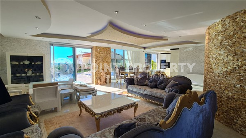 Фешенебельная двухэтажная недвижимость с богатой мебелью, в районе Каргыджак, Аланья, общей площадью 280 м2-id-2824-фото-9