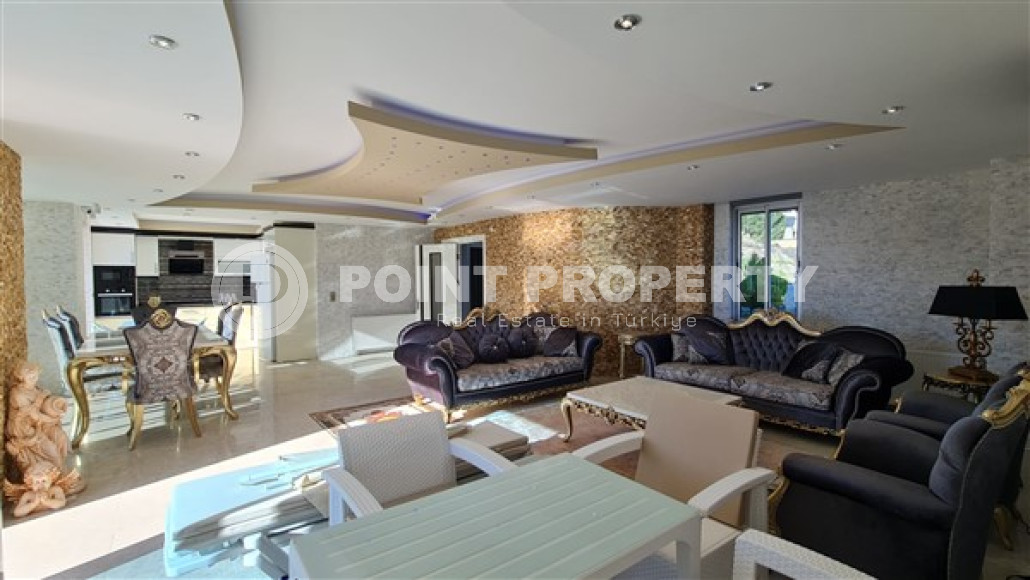 Фешенебельная двухэтажная недвижимость с богатой мебелью, в районе Каргыджак, Аланья, общей площадью 280 м2-id-2824-фото-14