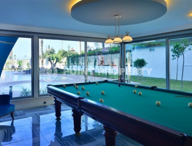 Views and fabulous two-room apartment 60 m2, in Mahmutlar, in a residence on the first line of the sea-id-2826-photo-5