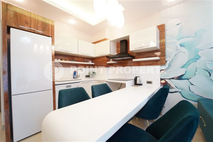 Views and fabulous two-room apartment 60 m2, in Mahmutlar, in a residence on the first line of the sea-id-2826-photo-7