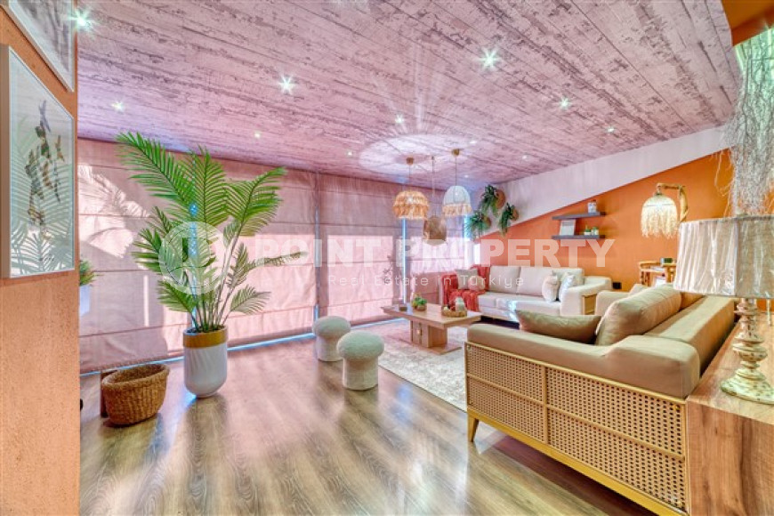 Двухуровневые апартаменты с дизайнерским интерьером, 250 м2 в районе Тосмур, с 3 ванными комнатами и 4 балконами-id-2827-фото-24