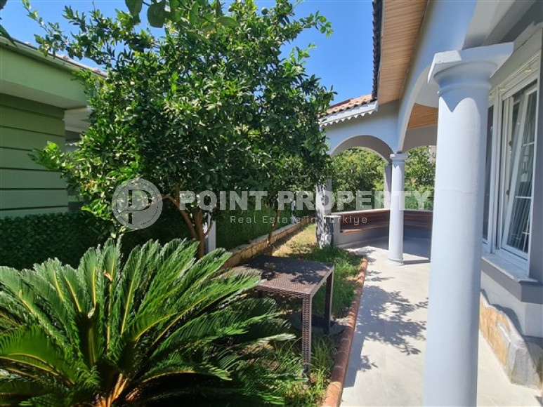 Duplex villa, in Alanya area, Bektas, with an area of 220 m2 on a plot of 560 m2-id-2828-photo-8