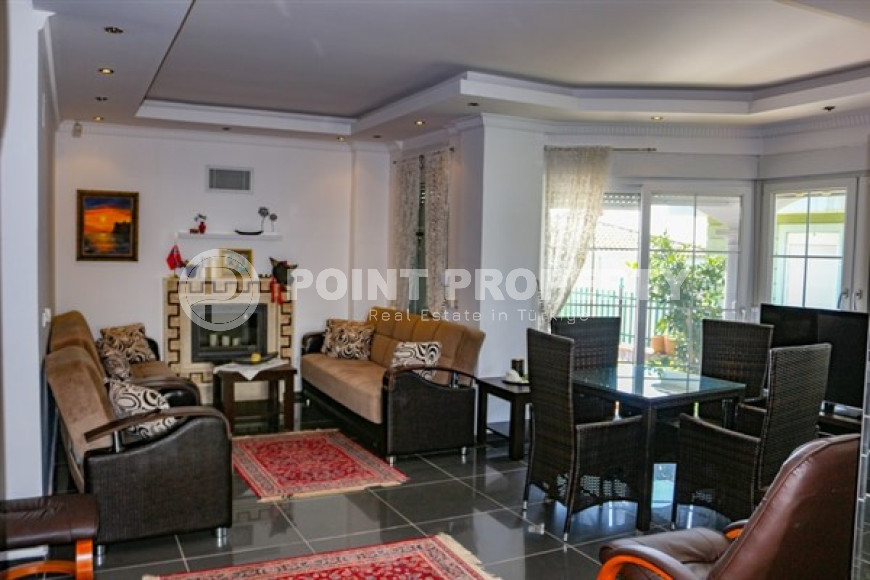 Duplex villa, in Alanya area, Bektas, with an area of 220 m2 on a plot of 560 m2-id-2828-photo-31