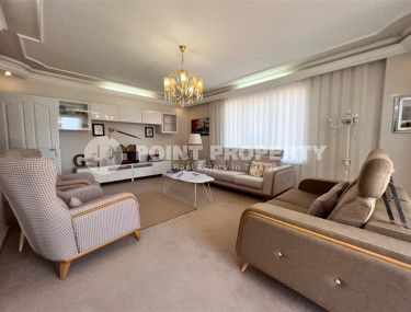 Apartments on the first coastline. Spacious three-room apartment with 2+1 layout, 145m2 in Alanya, in the popular Mahmutlar area with an excellent location. 50 m to the sea.-id-1252-photo-3