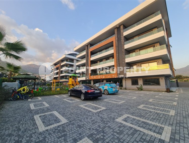 Apartment 2+1 with separate kitchen in the Oba area 1500 meters from the center of the area-id-2830-photo-1