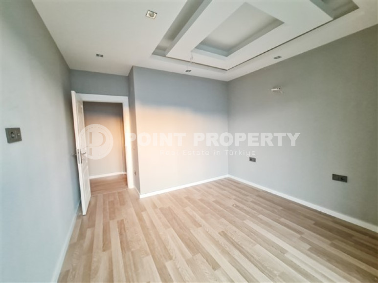 Apartment 2+1 with separate kitchen in the Oba area 1500 meters from the center of the area-id-2830-photo-4