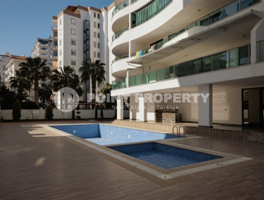 Stylish 1+1 apartment on the 8th floor of the residence, Mahmutlar, Alanya, with mountain views-id-2831-photo-5