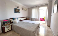 Apartments on the first coastline. Spacious three-room apartment with 2+1 layout, 145m2 in Alanya, in the popular Mahmutlar area with an excellent location. 50 m to the sea.-id-1252-photo-8