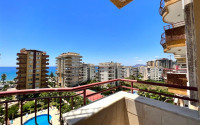 Apartments on the first coastline. Spacious three-room apartment with 2+1 layout, 145m2 in Alanya, in the popular Mahmutlar area with an excellent location. 50 m to the sea.-id-1252-photo-16