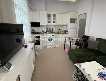 Laconic one-bedroom apartment 150 m from the Mediterranean Sea at a competitive price in Mahmutlar, Alanya-id-2836-photo-3