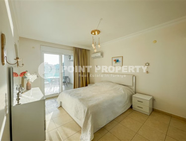 Светлый пентхаус в охраняемом комплексе 2011 года постройки, 120 м2, с мебелью, Оба-id-2840-фото-5