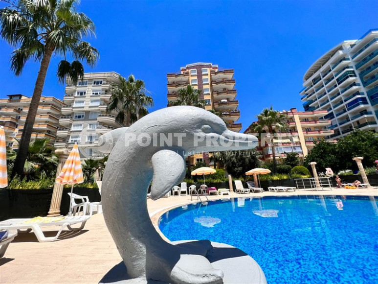 Apartments on the first coastline. Spacious three-room apartment with 2+1 layout, 145m2 in Alanya, in the popular Mahmutlar area with an excellent location. 50 m to the sea.-id-1252-photo-27