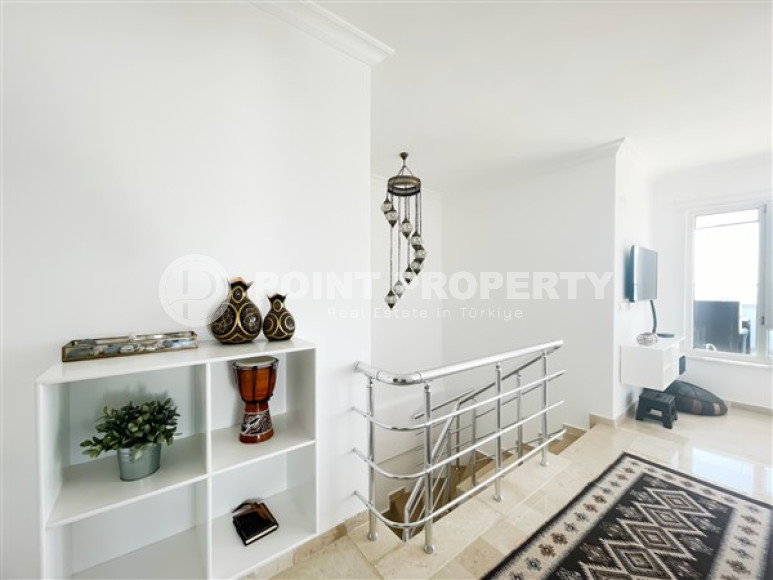 Видовой пятикомнатный дуплекс 240 м2 с двумя балконами и террасой с обзором на море и горы, Тосмур, Аланья-id-2842-фото-15