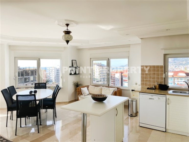 Видовой пятикомнатный дуплекс 240 м2 с двумя балконами и террасой с обзором на море и горы, Тосмур, Аланья-id-2842-фото-17