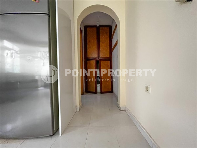 Удобная трёхкомнатная квартира 75 м2, в 50 метрах от моря, центр Аланьи-id-2843-фото-2