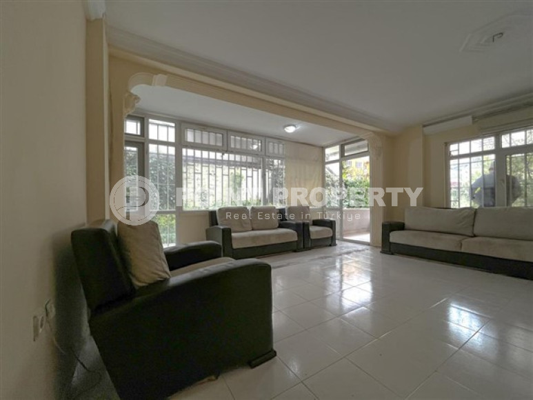 Удобная трёхкомнатная квартира 75 м2, в 50 метрах от моря, центр Аланьи-id-2843-фото-13