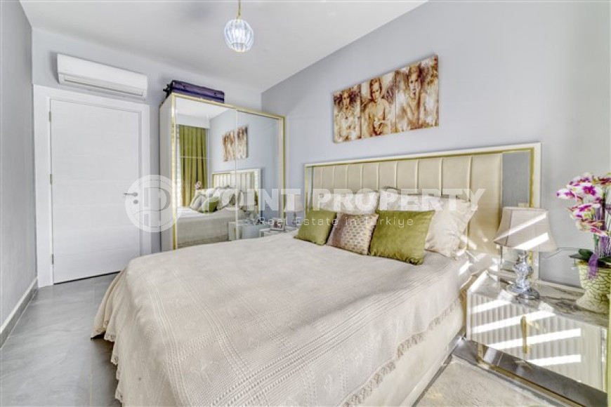 Stylish apartment 60 m2, 300 meters from the sea, in a complex with infrastructure, Mahmutlar district-id-2847-photo-13