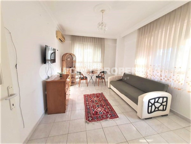 Ухоженная и просторная 60 м2 квартира с двумя балконами, в шаговой доступности от моря, центр Аланьи-id-2848-фото-8