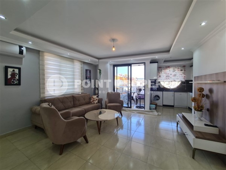 Excellent two-level 2+1 apartment with furniture, 250 meters from Cleopatra Beach, Alanya-id-2849-photo-2