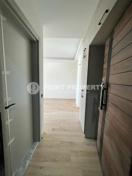 Spacious, bright 1+1 apartment with a large area of 65 m2, on the 2nd floor 1.5 kilometers from the beach, Gazipasa-id-2855-photo-2